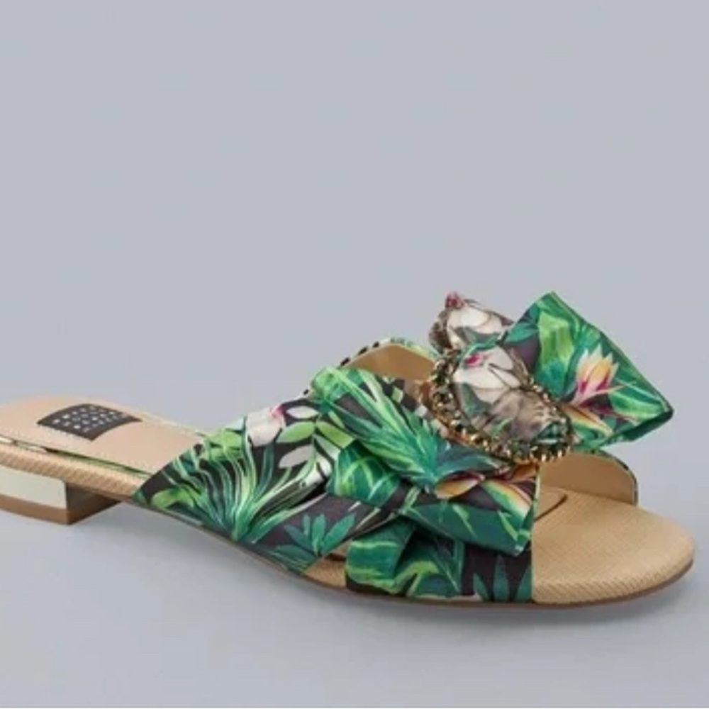 Emerald Palms Amazon Sandals